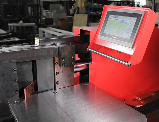 503U-3-C CNC ماكينة معالجة قضبان التوصيل 16mm 200mm