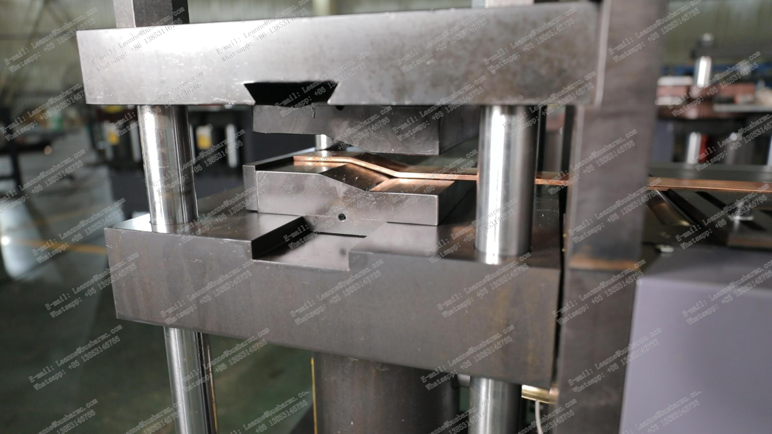 HQ-600-B Double heads قضبان التوصيل trunking system copper ثني ماكينة