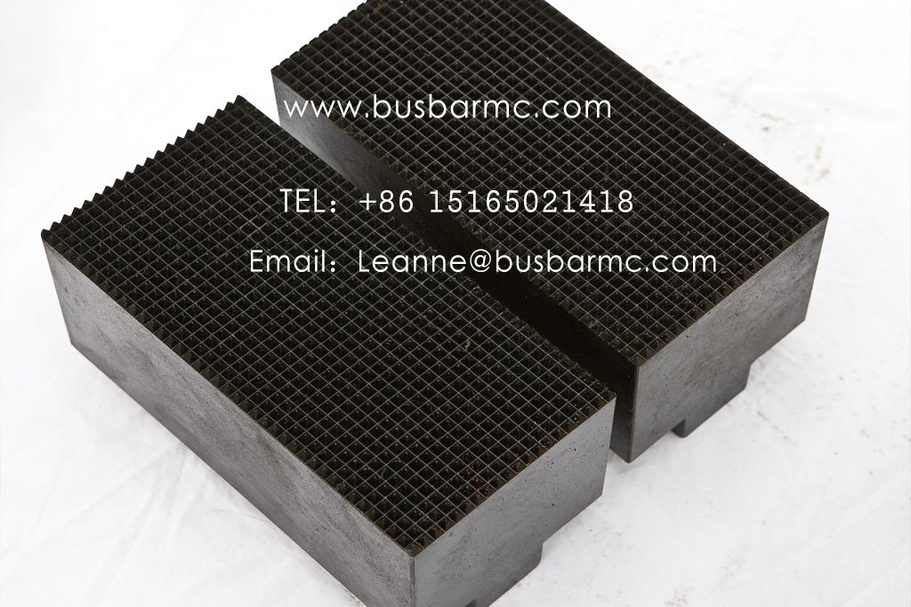 ماكينة قضبان التوصيل Embossing dies Mold Parts
