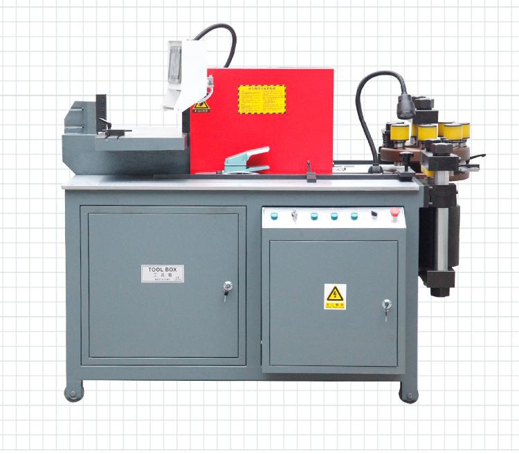 CNC Double Table ماكينة معالجة قضبان التوصيل