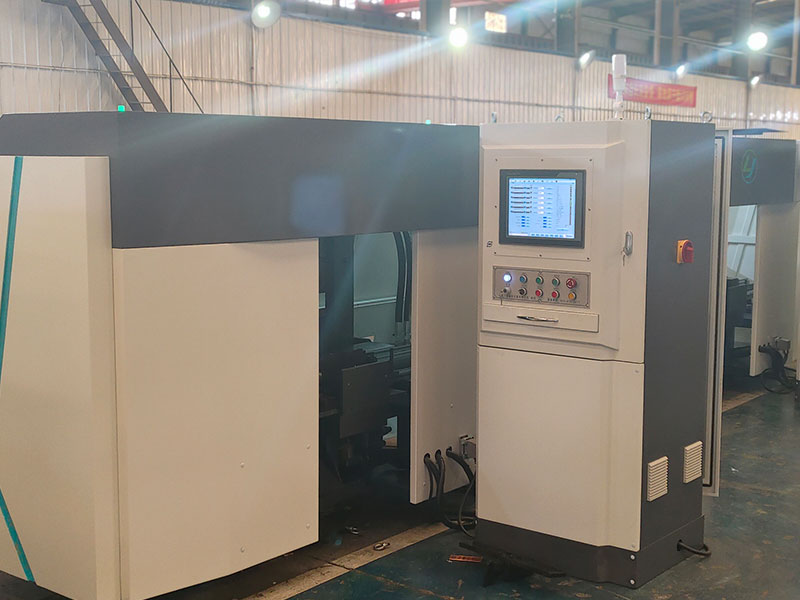 HQ600-S-8P CNC قضبان النحاس تخريم ماكينة