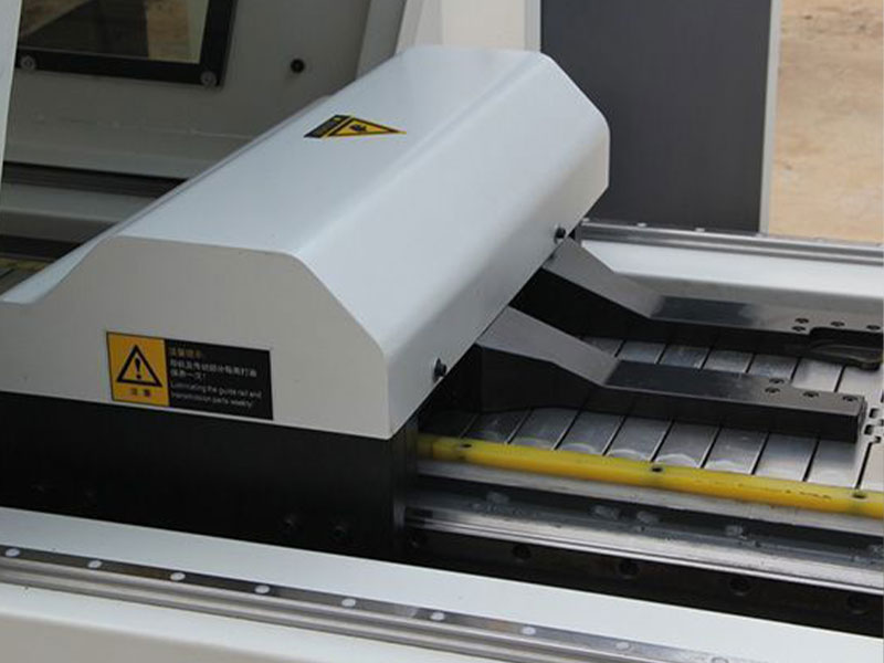 HQ600-S-8P CNC قضبان النحاس تخريم ماكينة