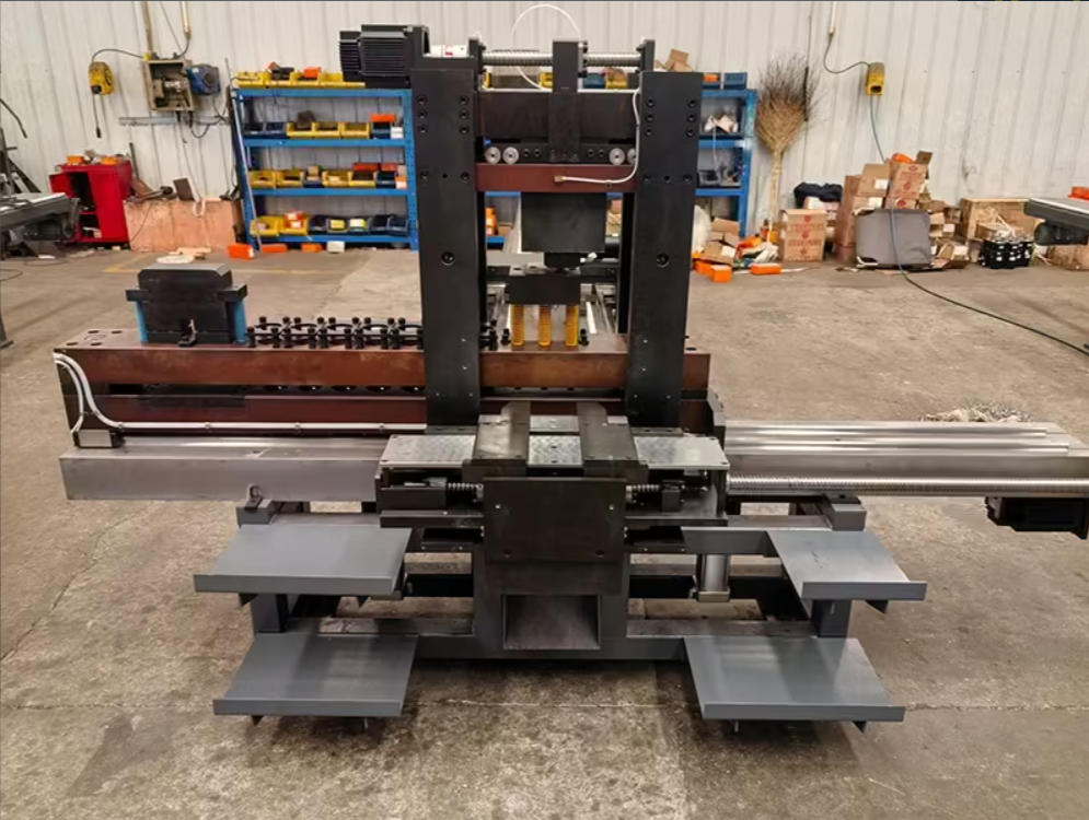 HQ600-S-7P CNC قضبان النحاس تخريم shearing ماكينة